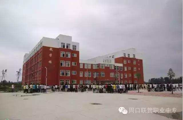 我校最后一批暑期勤工儉學的學生昨天離校
