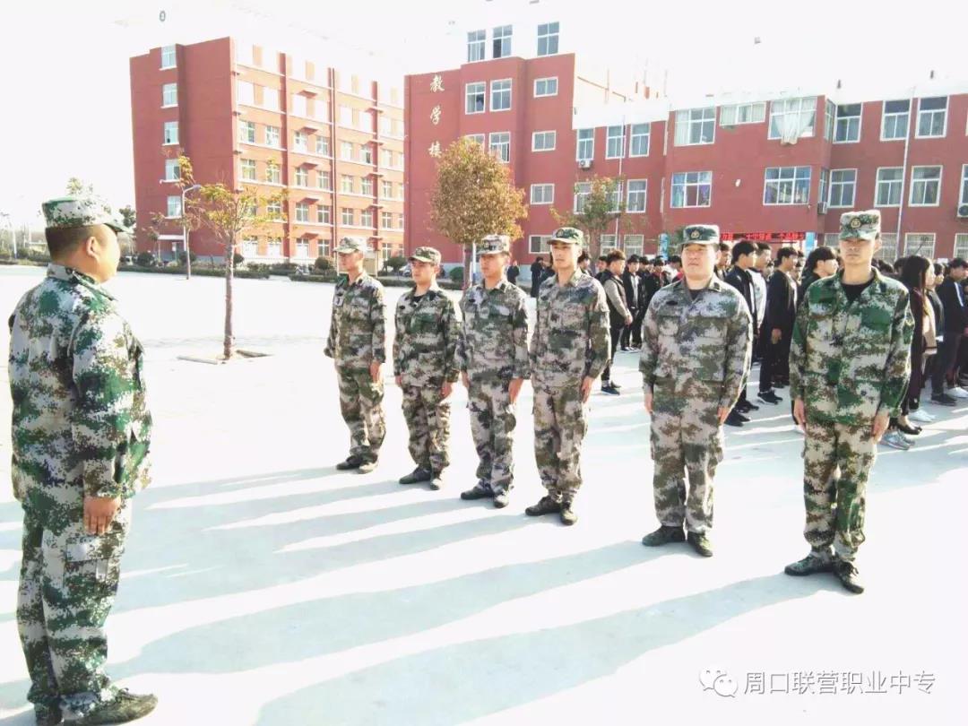 紅星照我去戰(zhàn)斗—今日我校2018新生軍訓開營